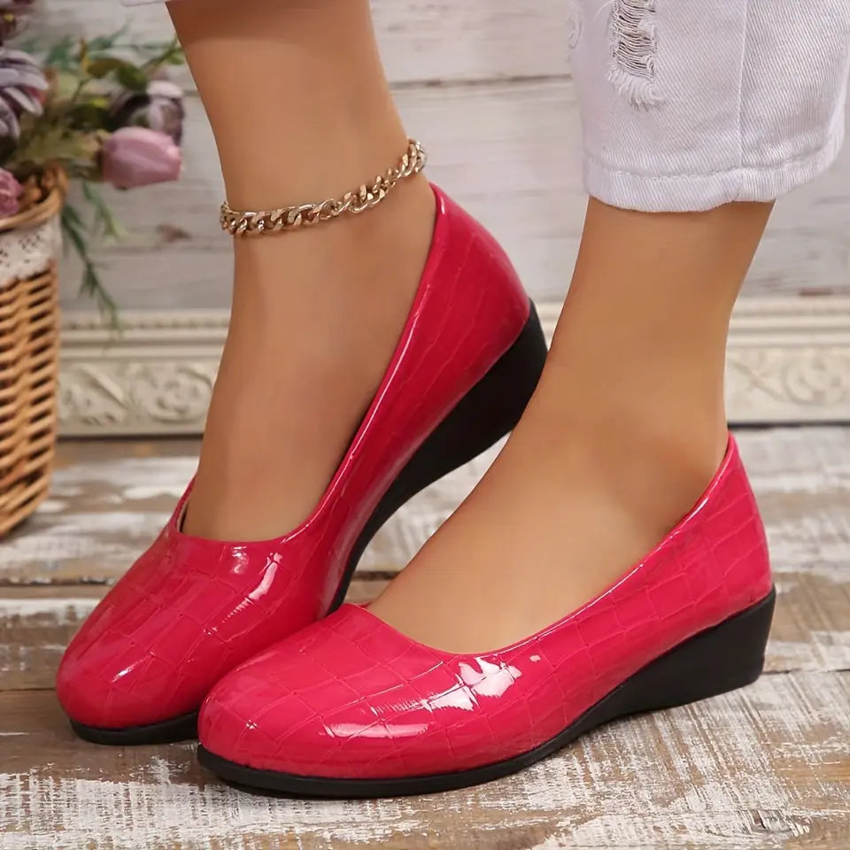 Orthopedic Leather Shoes for Women – Lightweight, Non-Slip & Breathable