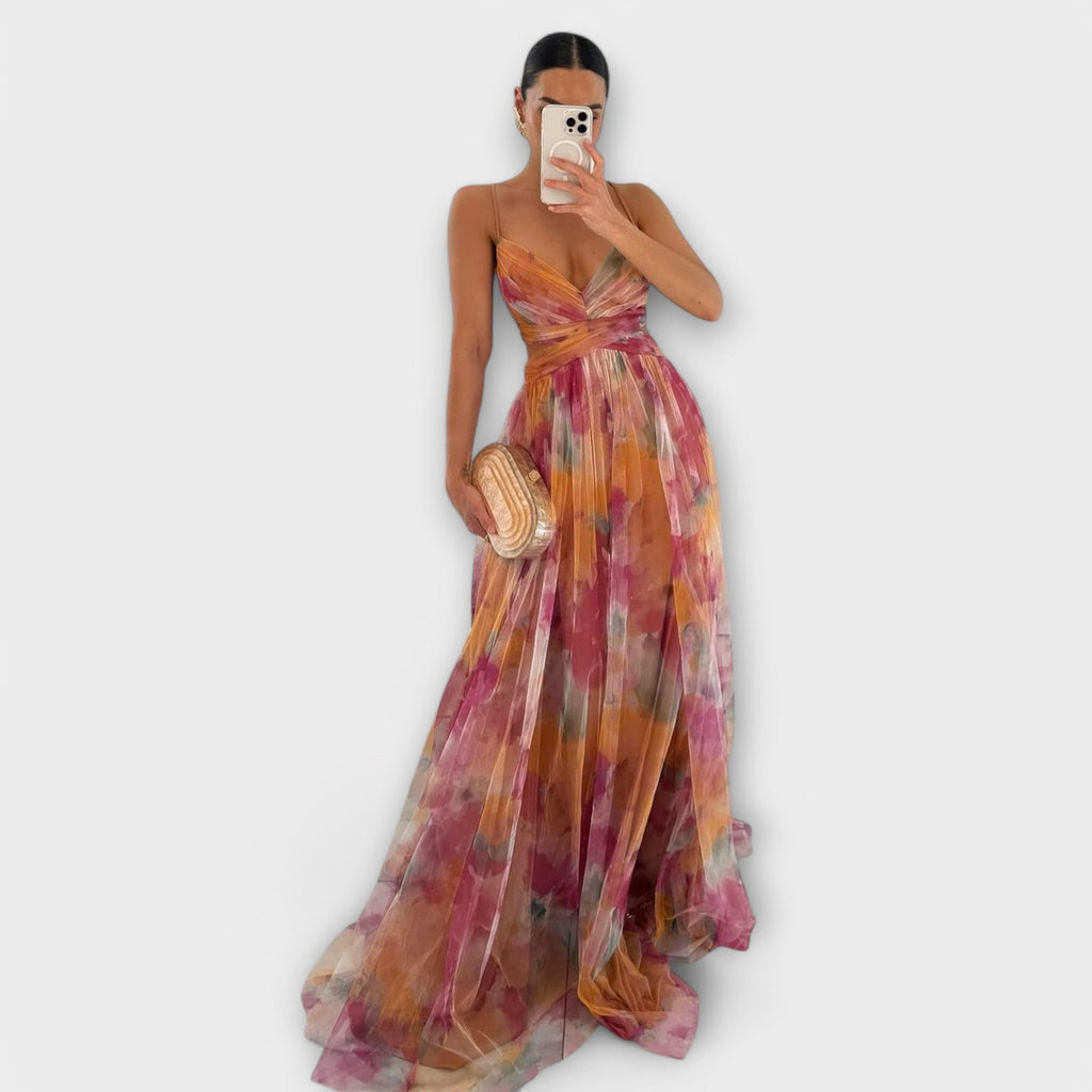 Elegant Knit Maxi Dress with Shaping Cut and Timeless Print