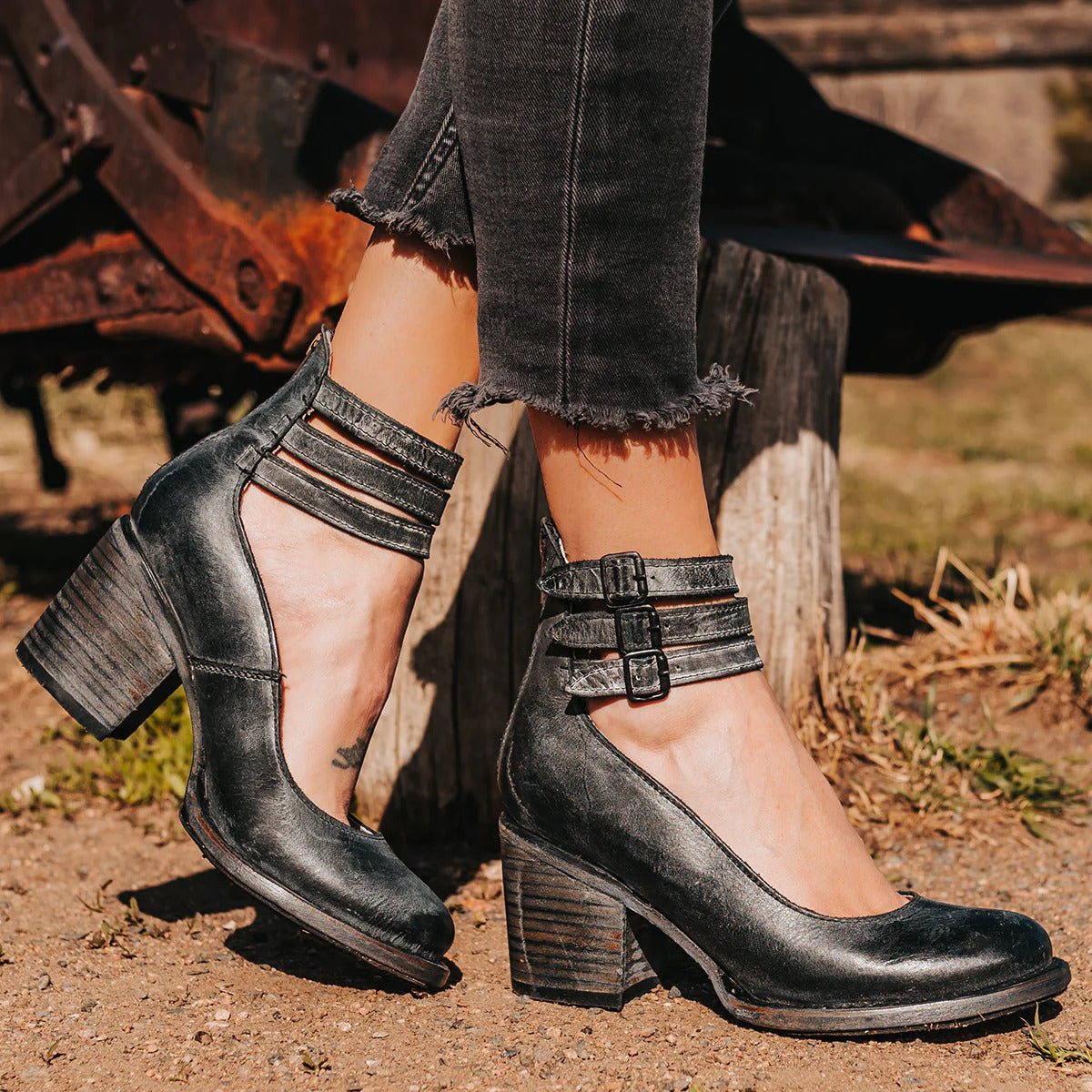 Naturéva | Elegant and Comfortable Sandals