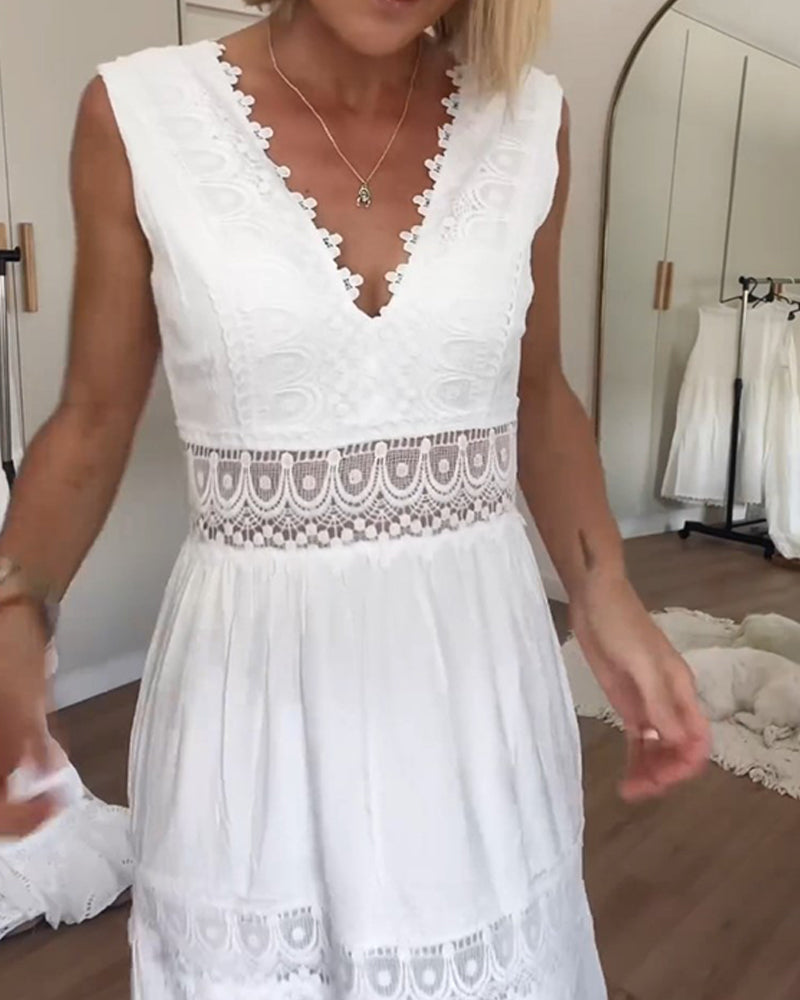 Elegant Lace Midi Dress with Flattering V-Neckline
