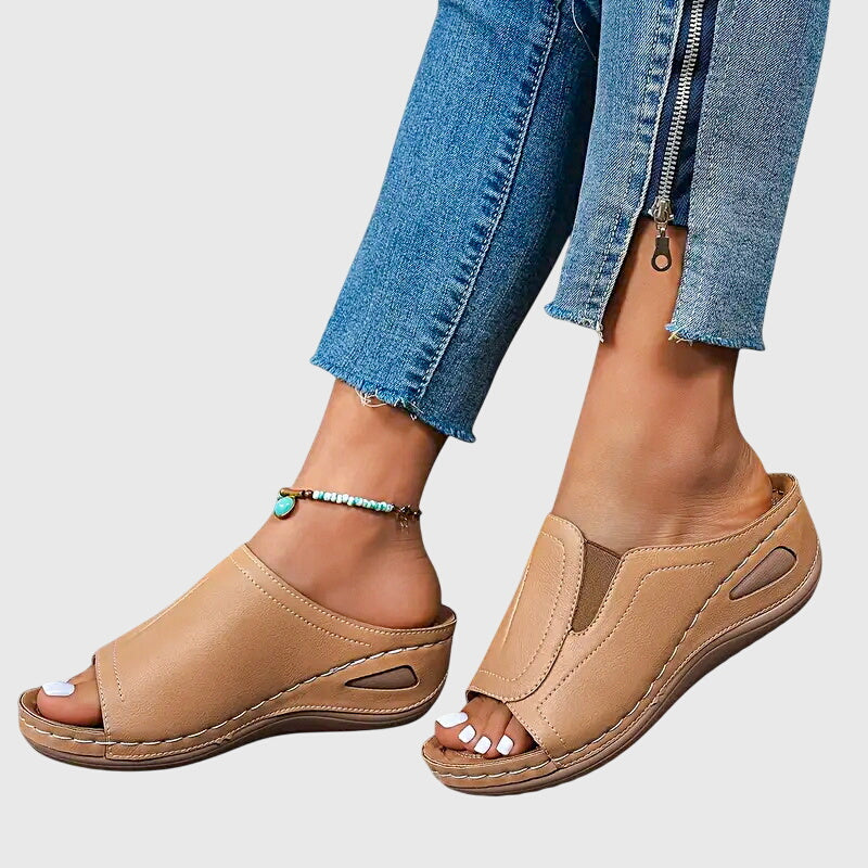 Aretha Orthopedic Sandals: Comfort Meets Elegant Style
