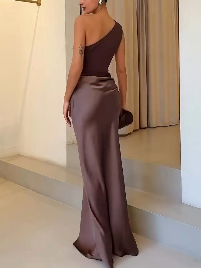 Elegant One Shoulder Pleated Maxi Dress for Sophisticated Evenings