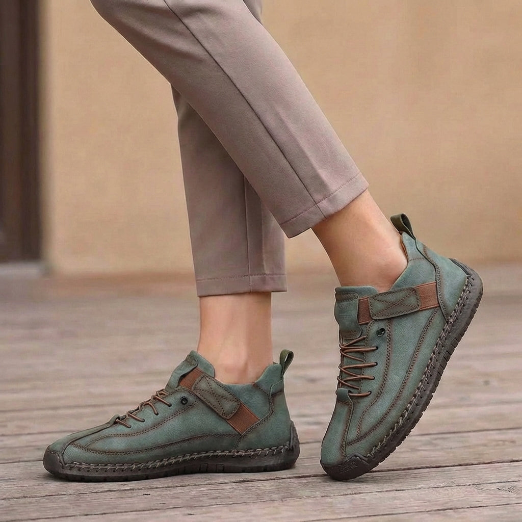 Casual Lace-Up Shoes for Women – Flexible Fit & All-Day Support