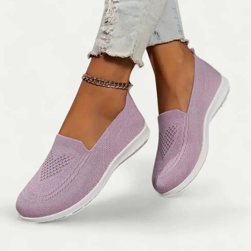 Women's Slip On Walking Shoes - Cushioned, Mesh & Comfort Fit