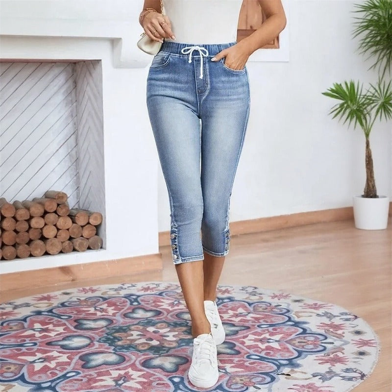 Comfortable Stretch Capri Jeans with Adjustable Waist
