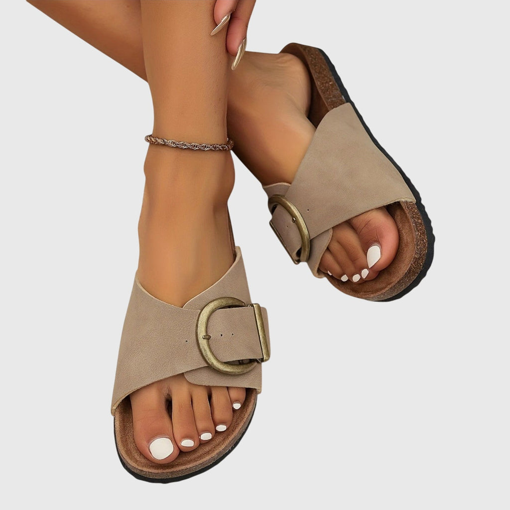 Elegant Orthopedic Sandals with Vintage Buckle Detail