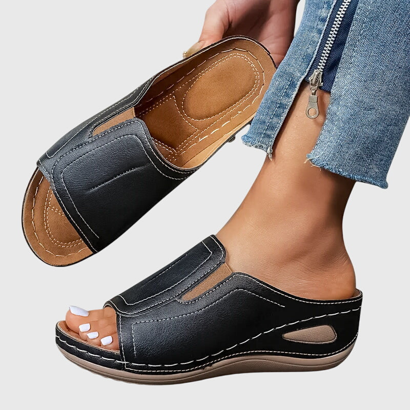 Aretha Orthopedic Sandals: Comfort Meets Elegant Style