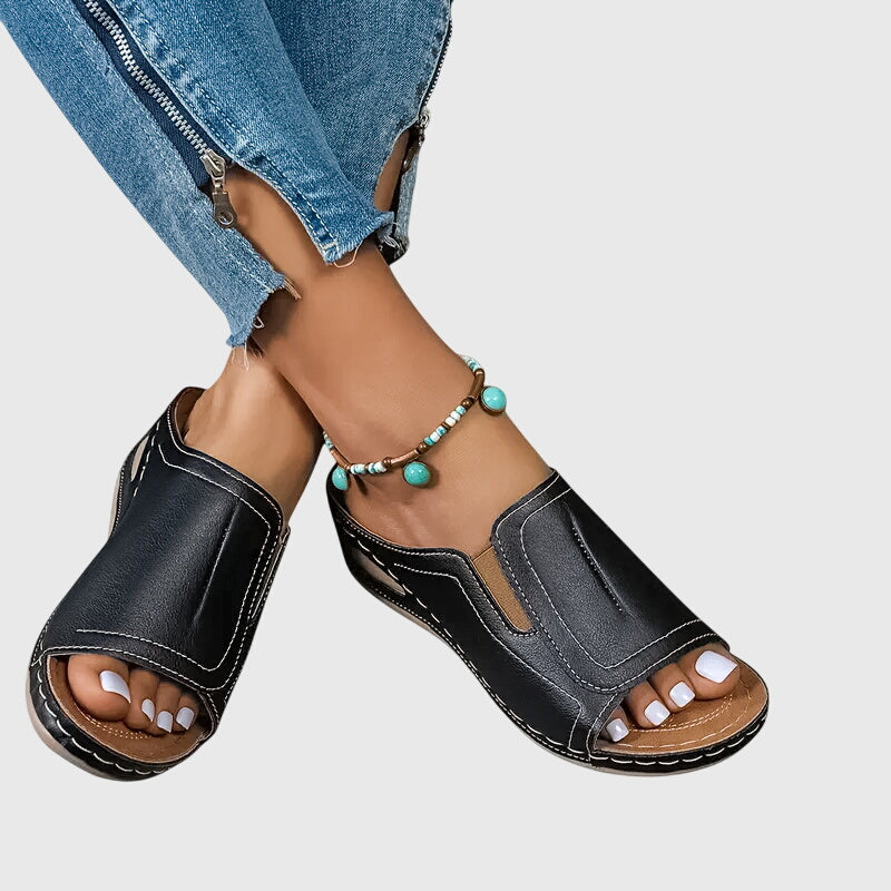 Aretha Orthopedic Sandals: Comfort Meets Elegant Style